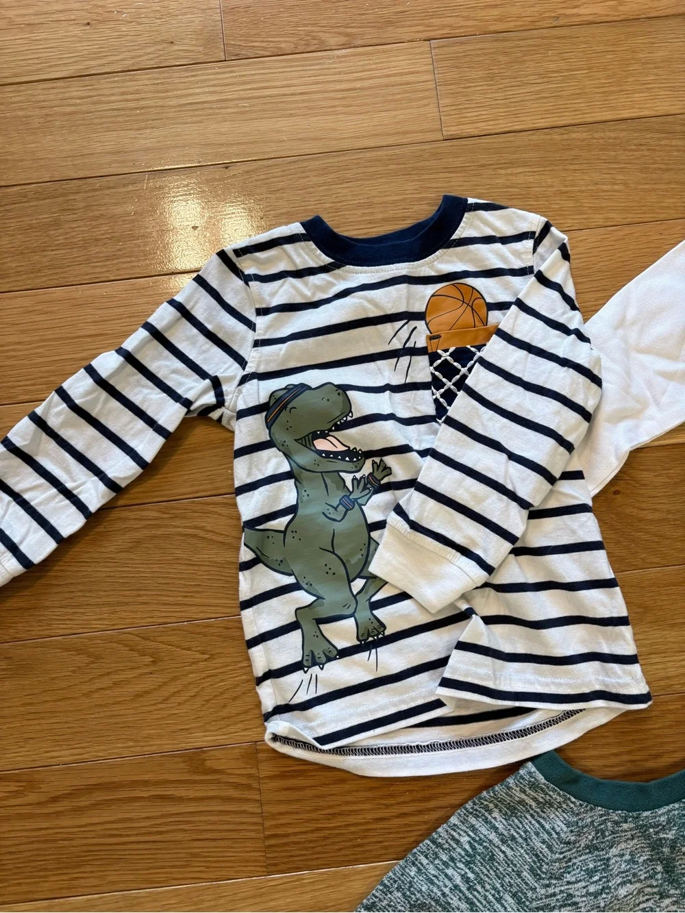 Lot of 12 Piece Boys Sets and Tops 2t